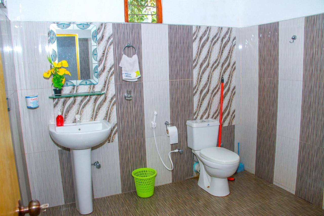 Sigiri Tarushan Home Stay Sigiriya Bagian luar foto