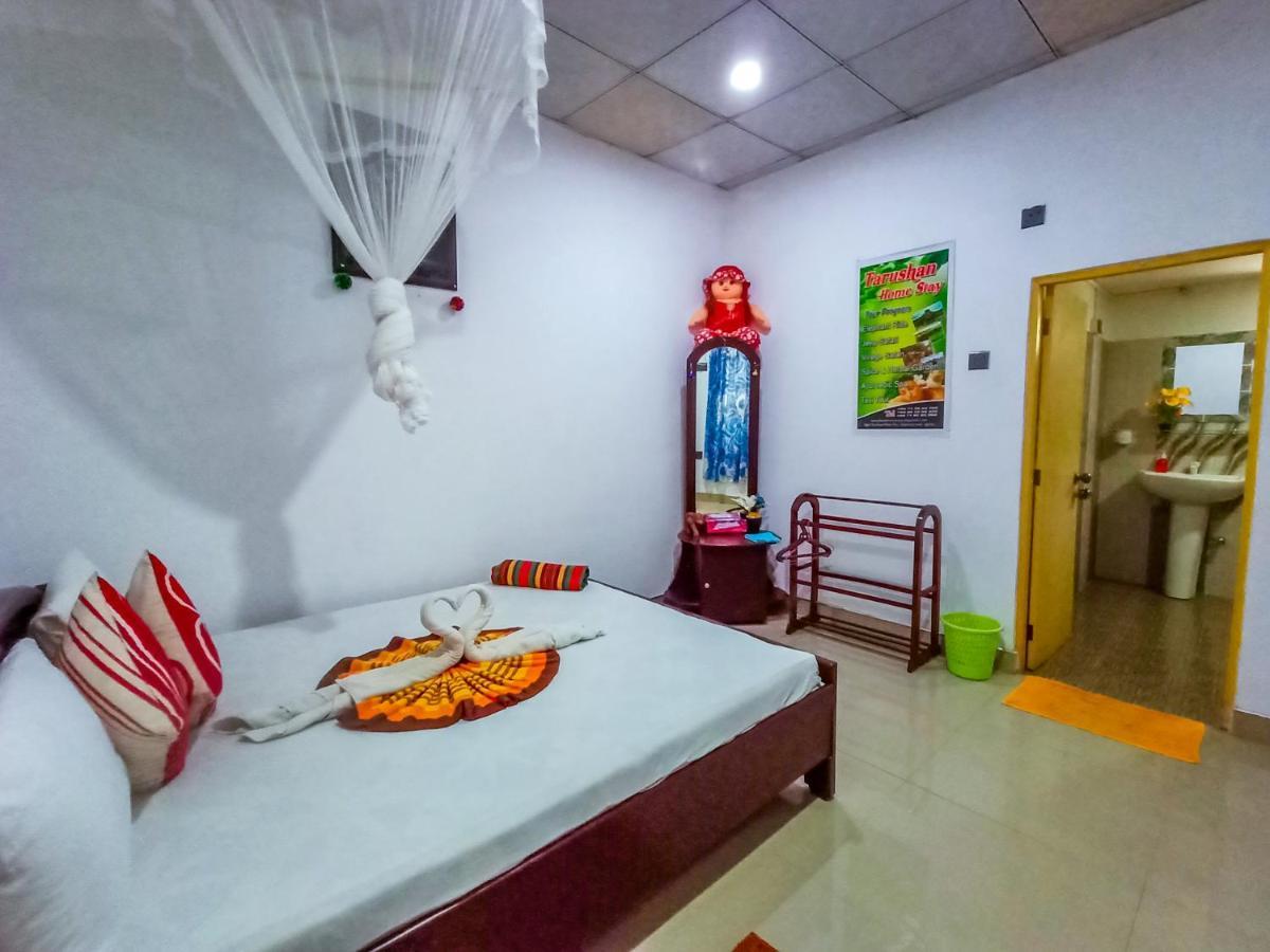 Sigiri Tarushan Home Stay Sigiriya Bagian luar foto